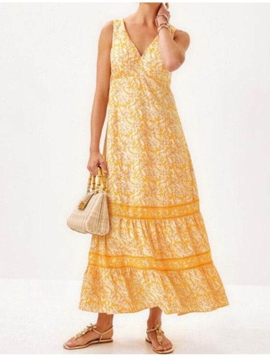 Lilly Pulitzer Dresses & Skirts - Lilly Pulitzer Avlyn Maxi Dress Honeycomb Hideaway Engineered, Like New